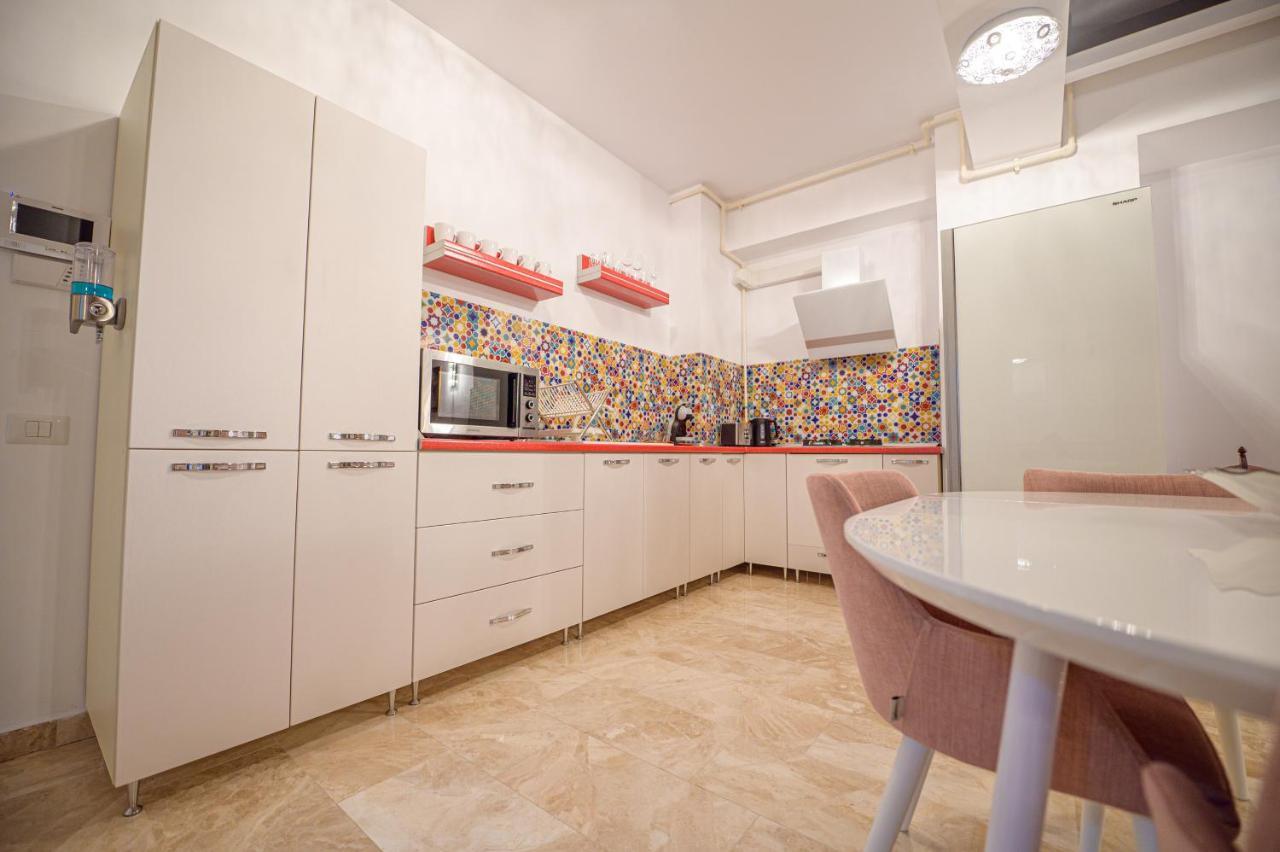 Marble Luxury Apartments Mamaia Exteriör bild