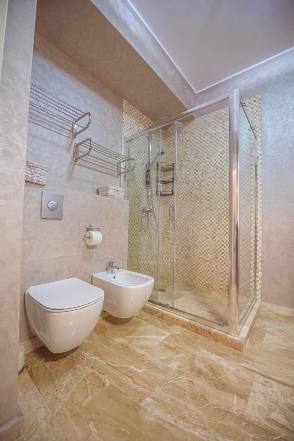 Marble Luxury Apartments Mamaia Exteriör bild