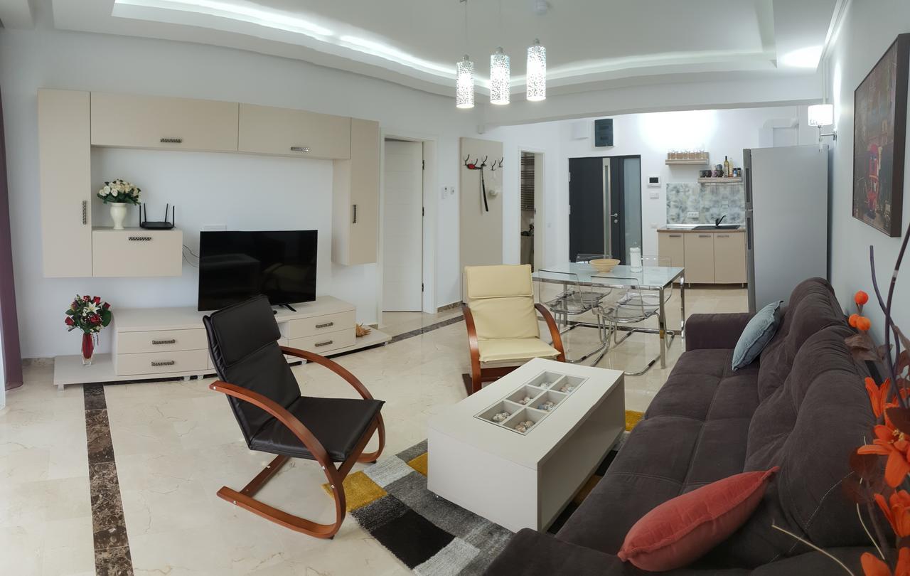 Marble Luxury Apartments Mamaia Exteriör bild