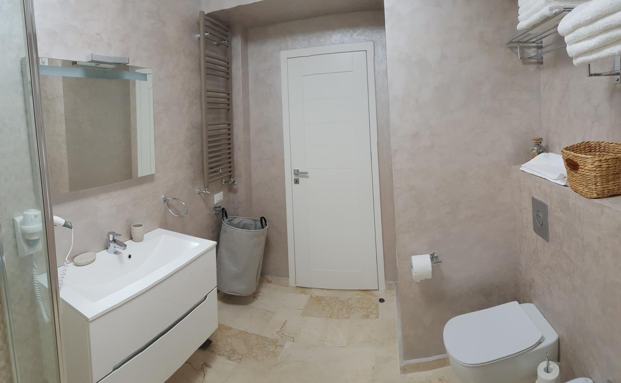 Marble Luxury Apartments Mamaia Exteriör bild