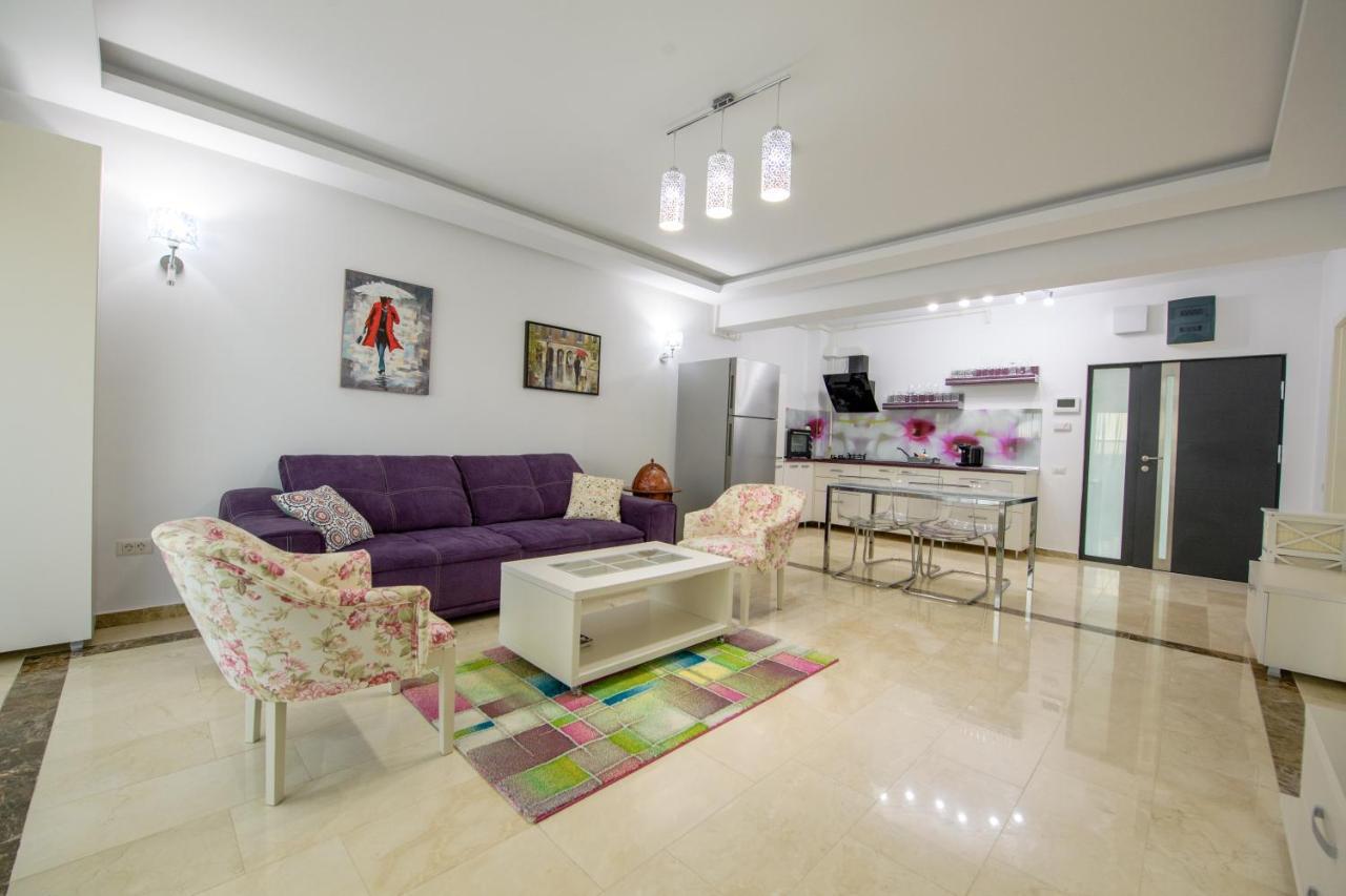 Marble Luxury Apartments Mamaia Exteriör bild